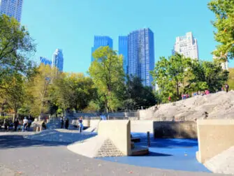 ニューヨークの子どもの遊び場 公園