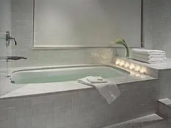 NYCのロマンチックなホテル ロンドンNYC