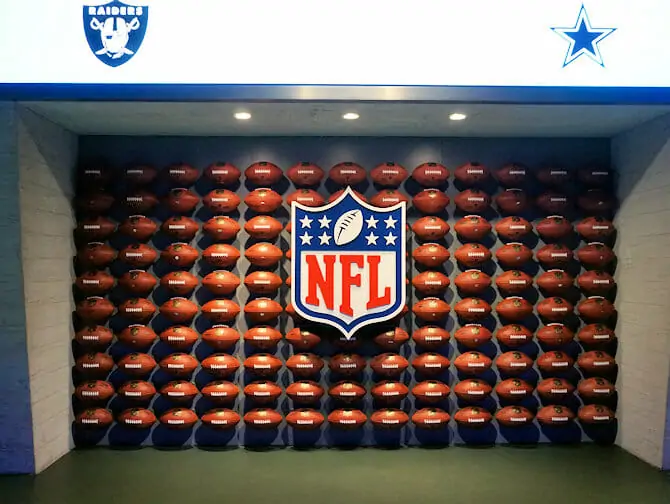 タイムズスクエア NFL エクスピリエンス