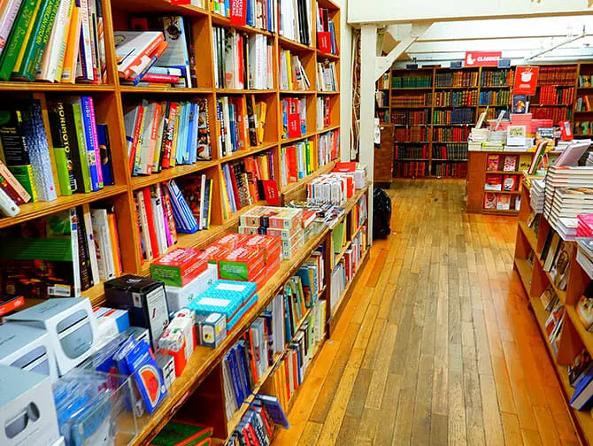 ニューヨーク ストランドブックストア - 書店