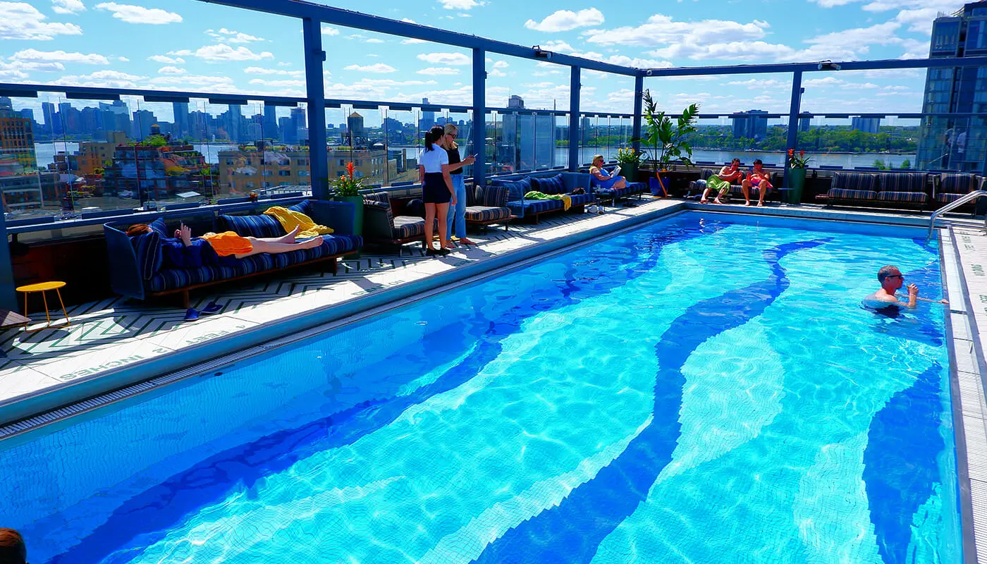 ニューヨークのプール付きホテル - Gansevoort Meatpacking