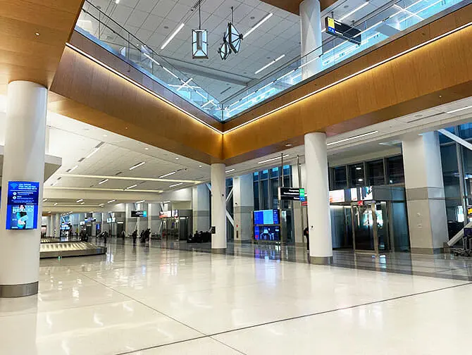 ラガーディア空港 - ターミナル
