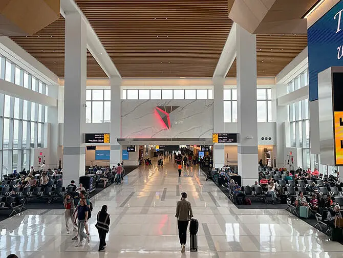 ラガーディア空港