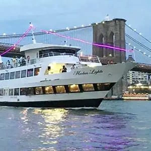 ニューヨーク 大晦日 クルーズ - ハーバーライトNYC