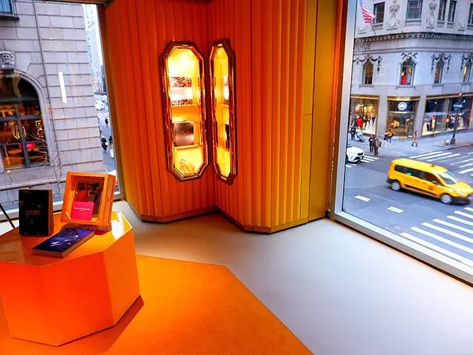 ニューヨーク スワロフスキー - NewYork.jp