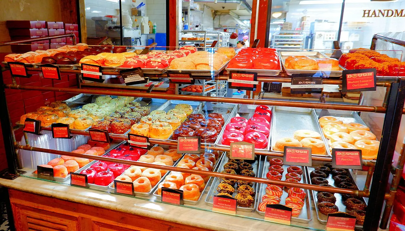 ニューヨーク 最高のドーナツ - Dough Doughnuts Rockefeller