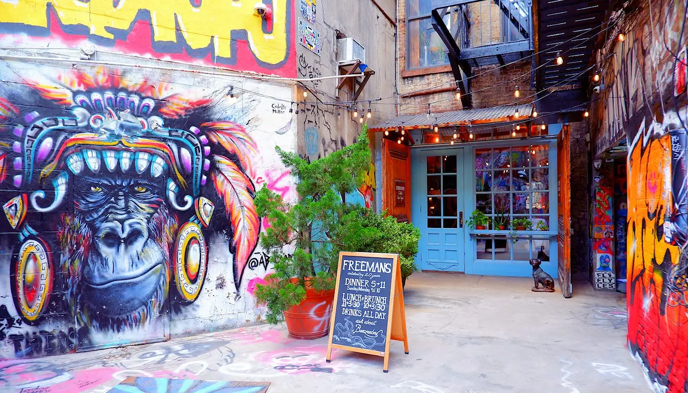 ニューヨークで食べる典型的 アメリカンフード - Freemans Restaurant Freeman Alley