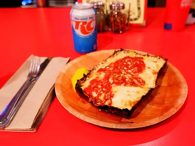 ニューヨークでいちばん美味しいピッツァ -Aces Pizza デトロイトスタイル